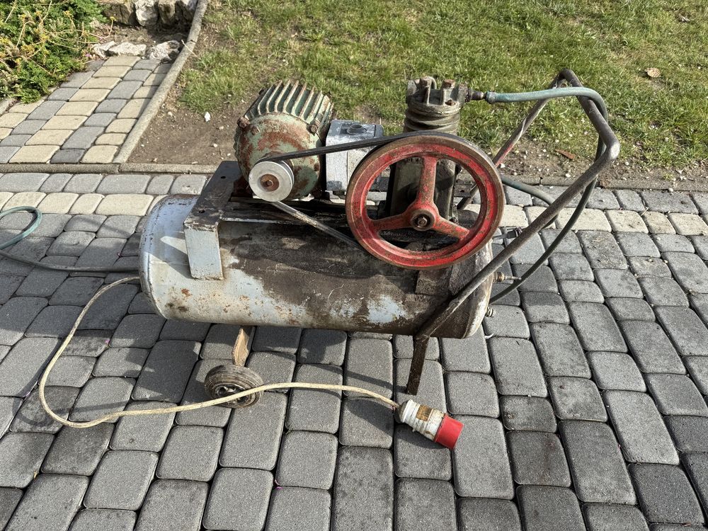 Kompresor sprezarka 380v
