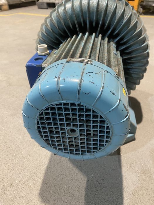 Pompa próżniowa bocznokanałowa