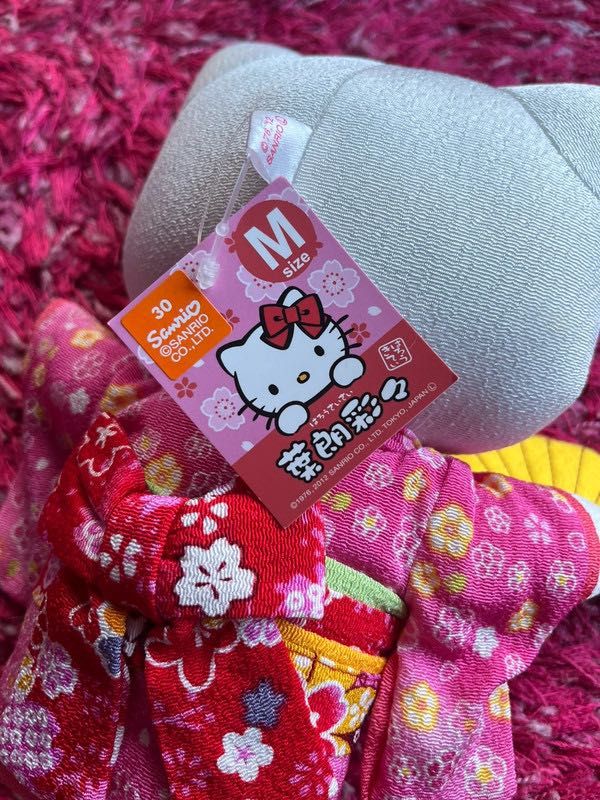 Hello Kitty Sanrio Kyoto Japan kimono maskotka pluszak