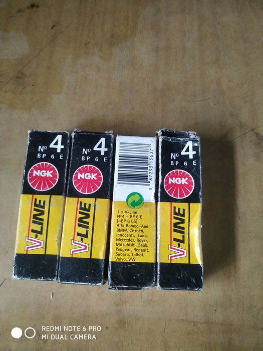 Продам свічки запалювання NGK # 4 нові