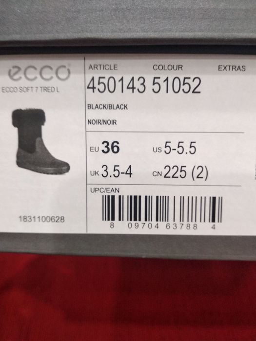 Продам женские зимние сапоги ECCO