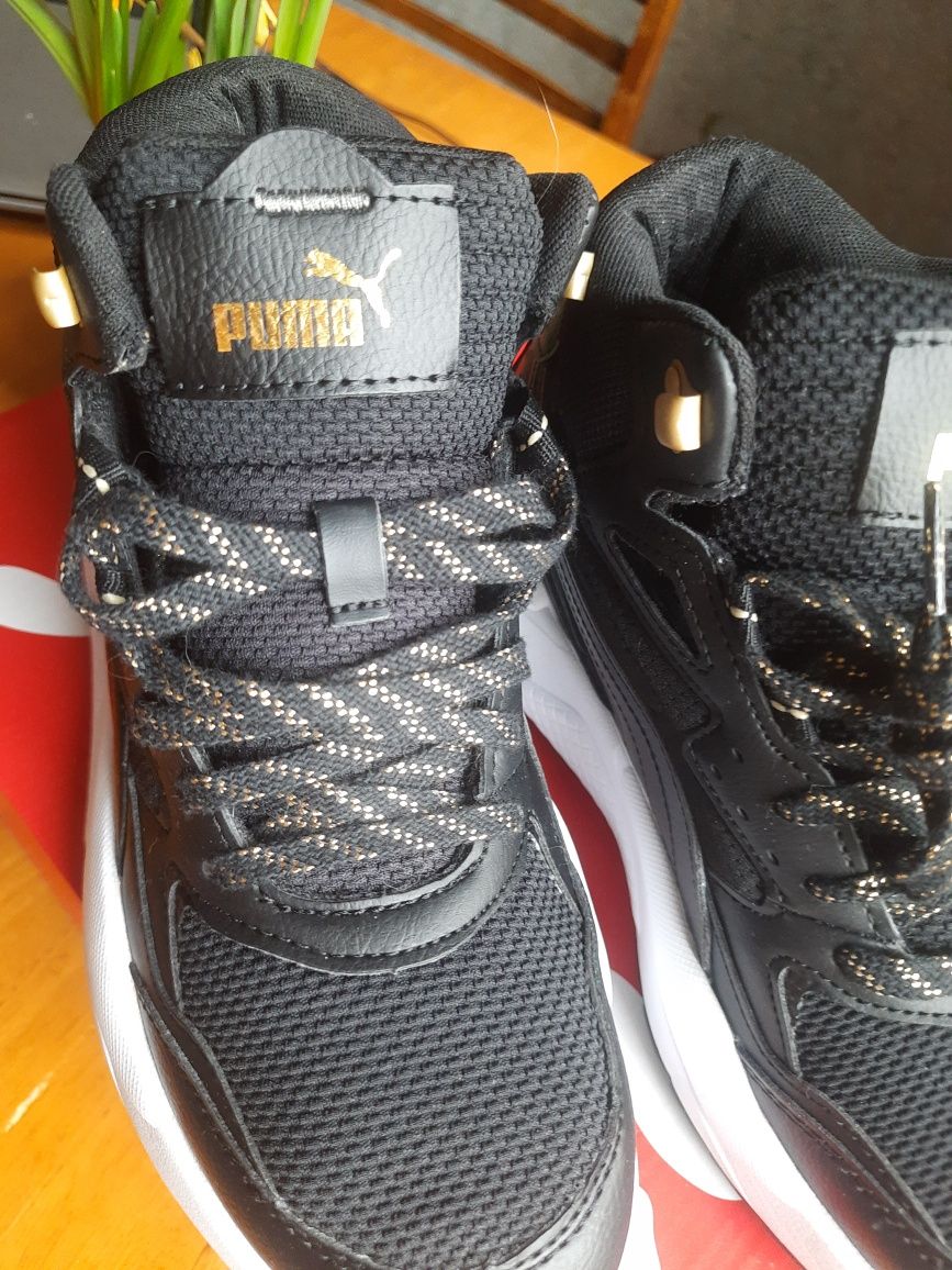 Продам кроссовки Puma