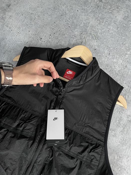 Оригінал жилетка Nike Tech Fleece Utility Vest M універсальний дизайн