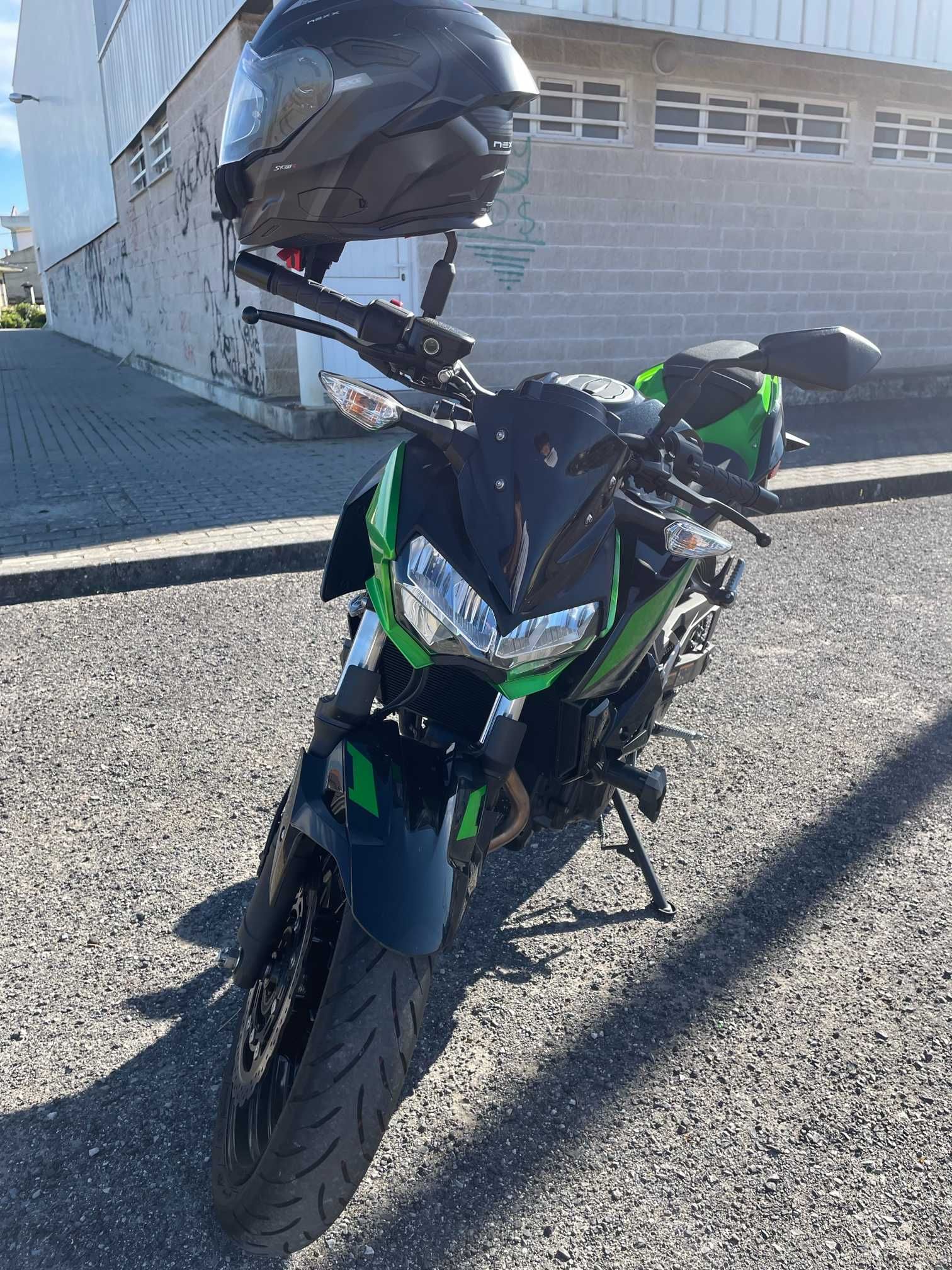 Mota Kawasaki Z400