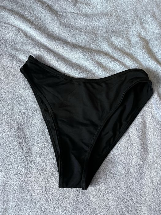 Жіночі плавки. Колір: Чорний. Розмір: S