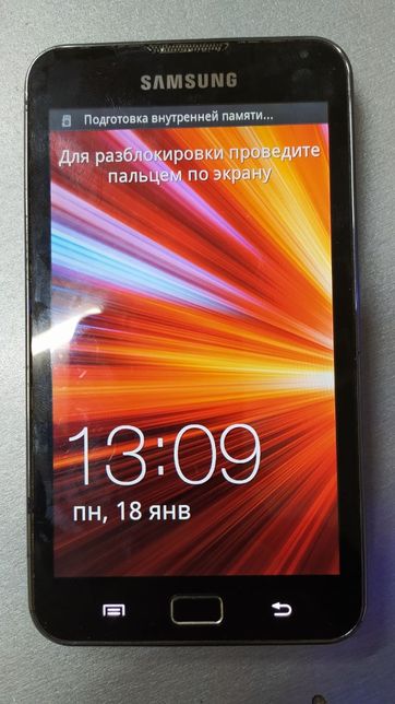 Мини планшет Samsung Galaxy S WiFi 5.0 8GB Black YP-G70