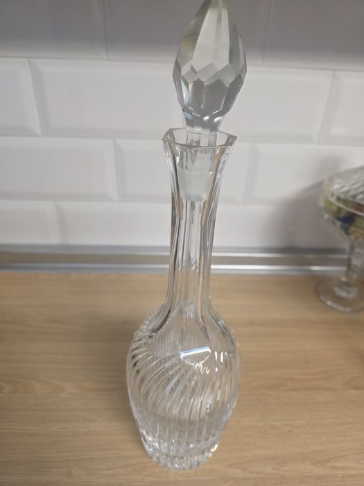 Garrafa de cristal  nunca utilizada