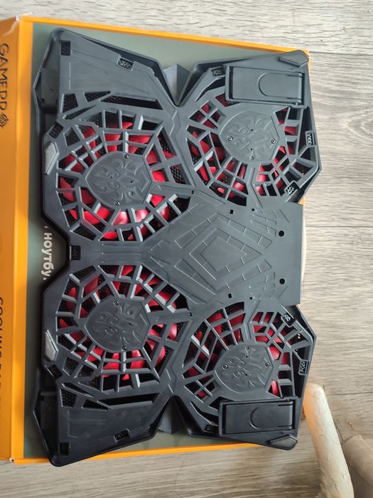 Охолоджуюча підставка для ноутбука GamePro Tornado (CP575)