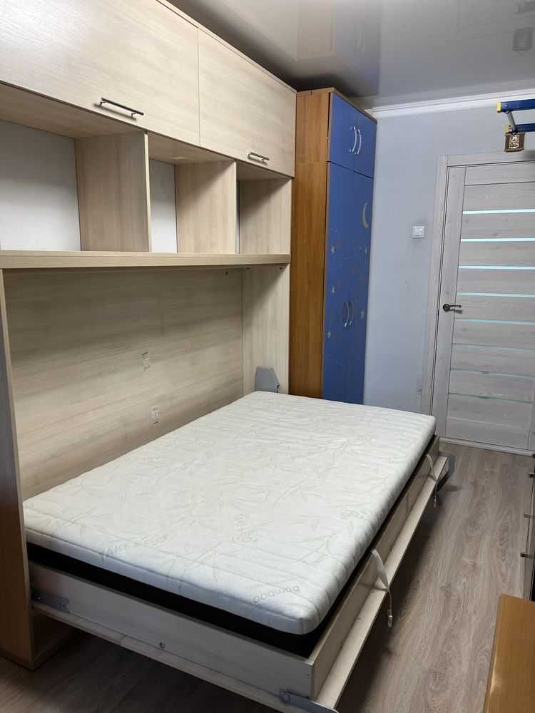 3к.кв. 3/5, ул. Тобольская, м. Ботанический сад, Павлово Поле