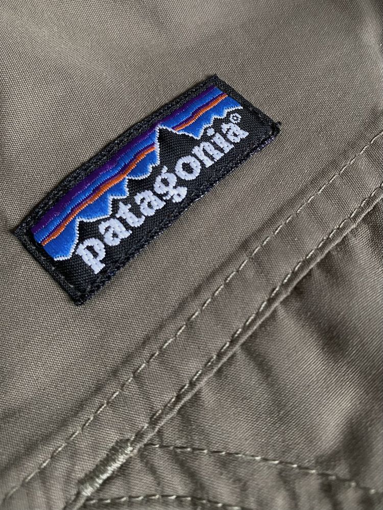 Patagonia Gore tex чоловіча вітровка оригінал