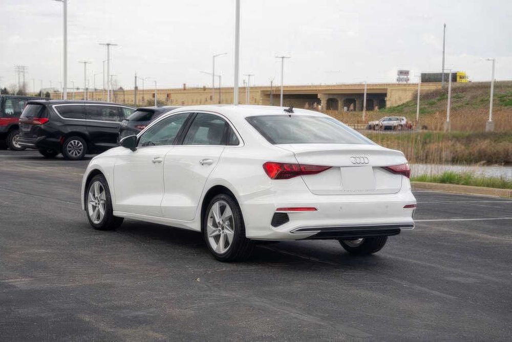 Audi A3 Premium 40 TFSI      2023