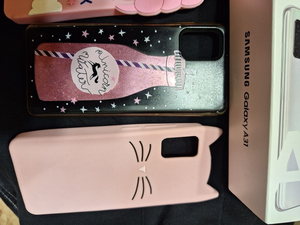 Продам чохли до телефону  Самсунг А 31.