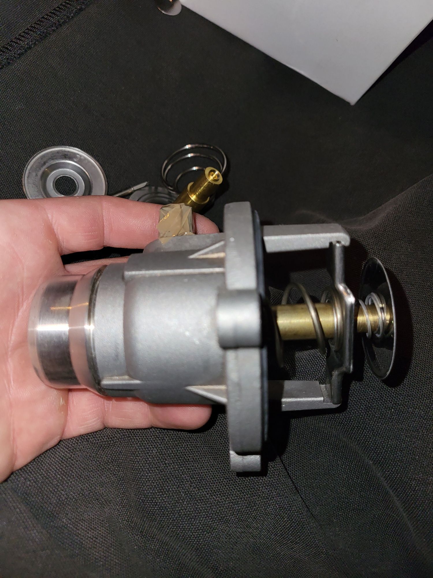 Termostat custom zimny 90° N62 M62 N63 N46 S55 S63M S63N S63R porsche
