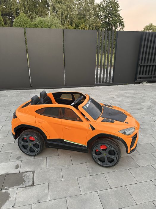 Autko Lamborghini Urus sprawny 100%