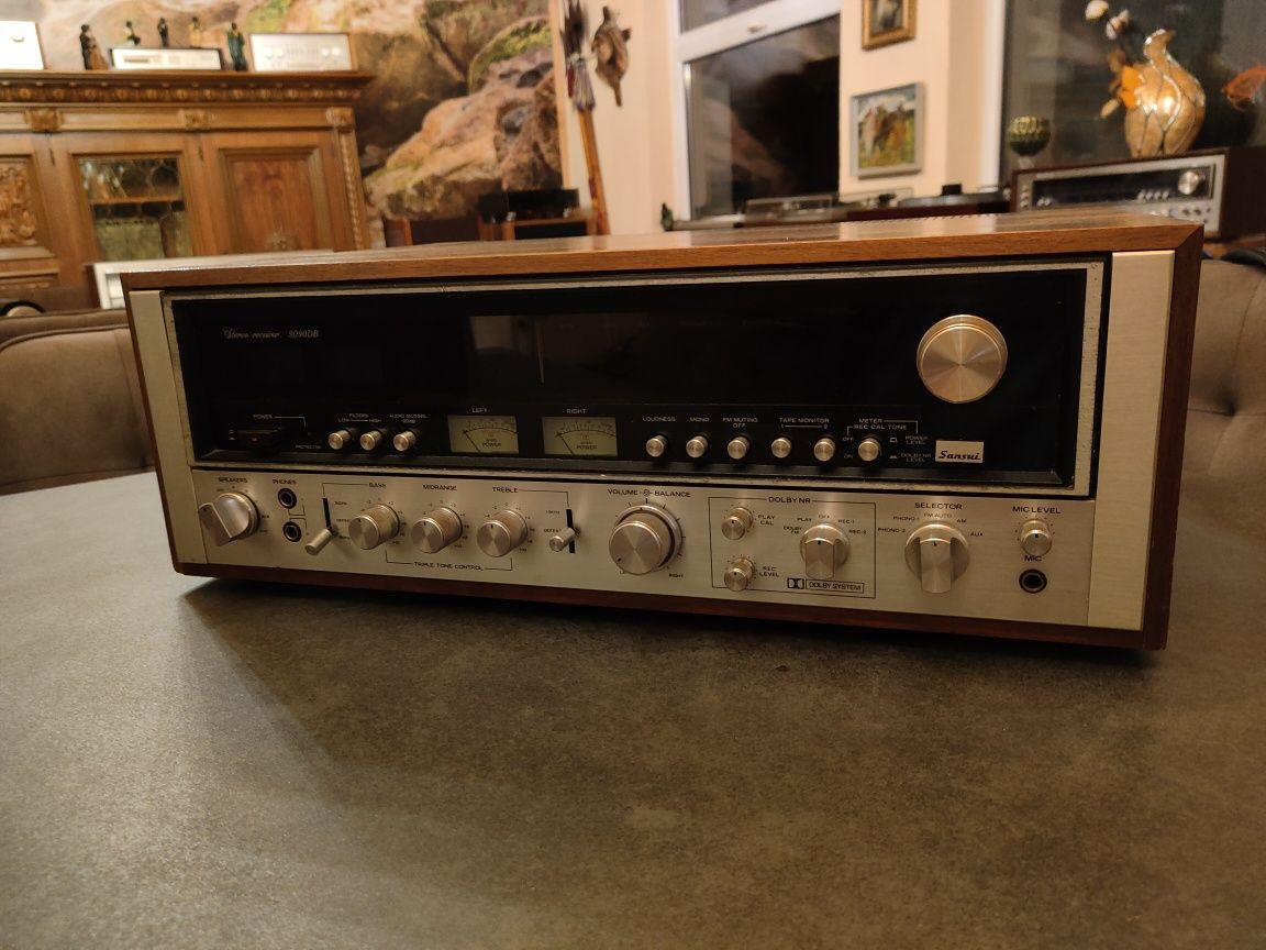Amplituner Vintage Sansui 9090DB stan bardzo dobry wizualny jak i tech