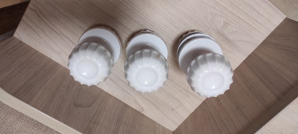 ручки,ніжки для меблів