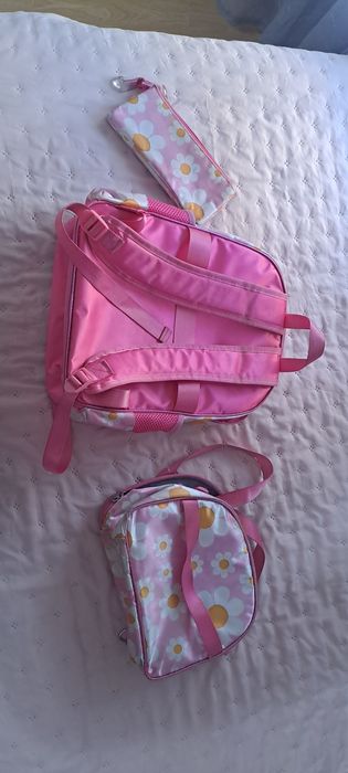 Mochila lancheira estojo