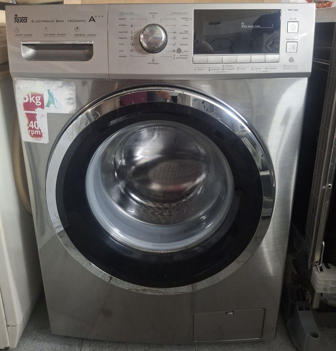 Máquinas de lavar roupa e loiça