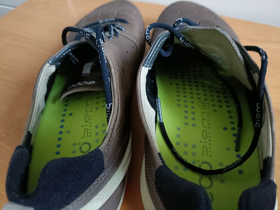 Buty męskie Ecco Biom Lite rozm. 43