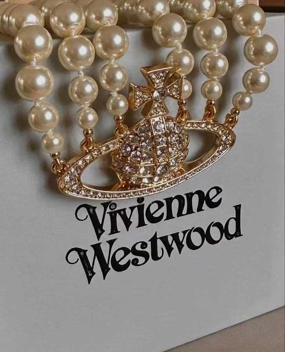 Vivienne Westwood Three Row Pearl Bas Relief Choker