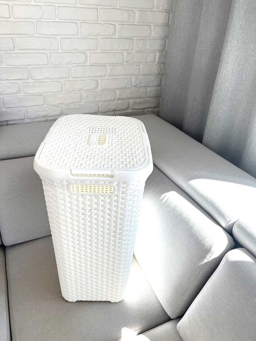 Kosz na pranie Curver 60L Rattan biały