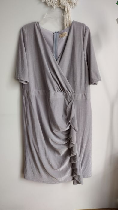 Sukienka damska rozmiar 48.