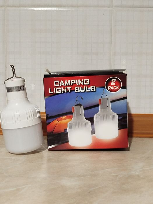 Світлодіодна лампочка з вбудованим акумулятором