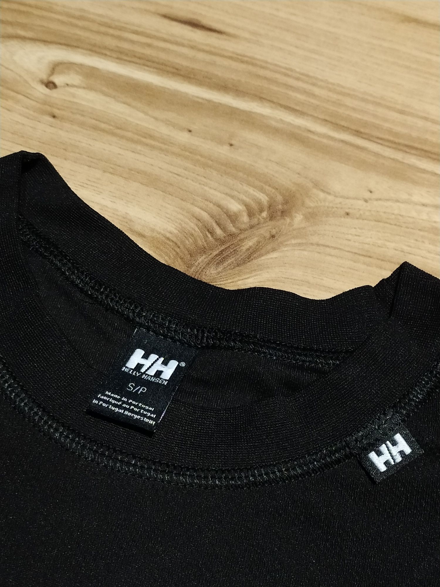 Czarny Longsleeve Sportowy Termiczny Treningowy Helly Hansen