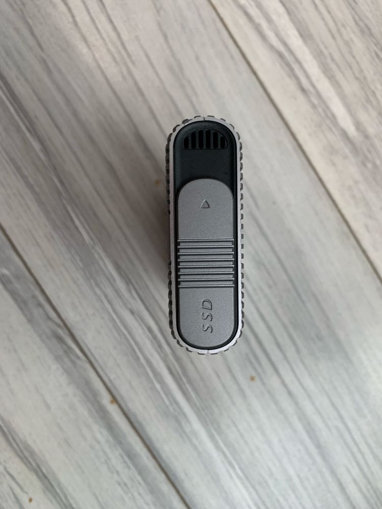 Satechi - adapter dysku nvme ssd obudowa usb4 hub przejściówka