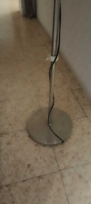 Pé para candeeiro