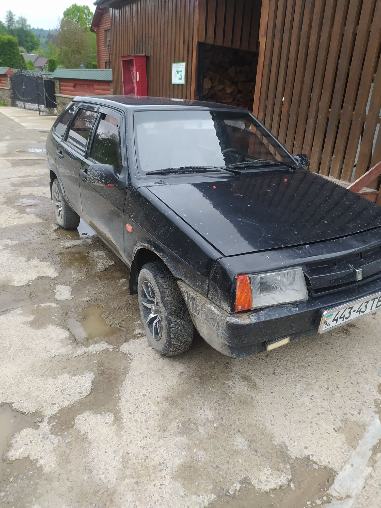 Продам машину ваз2109
