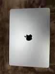 MacBook Air M3 2024