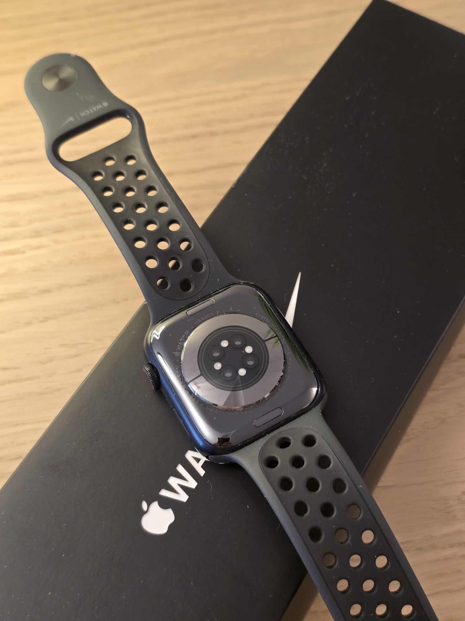 Zegarek Apple Watch Series 7 45mm GPS + Cellular