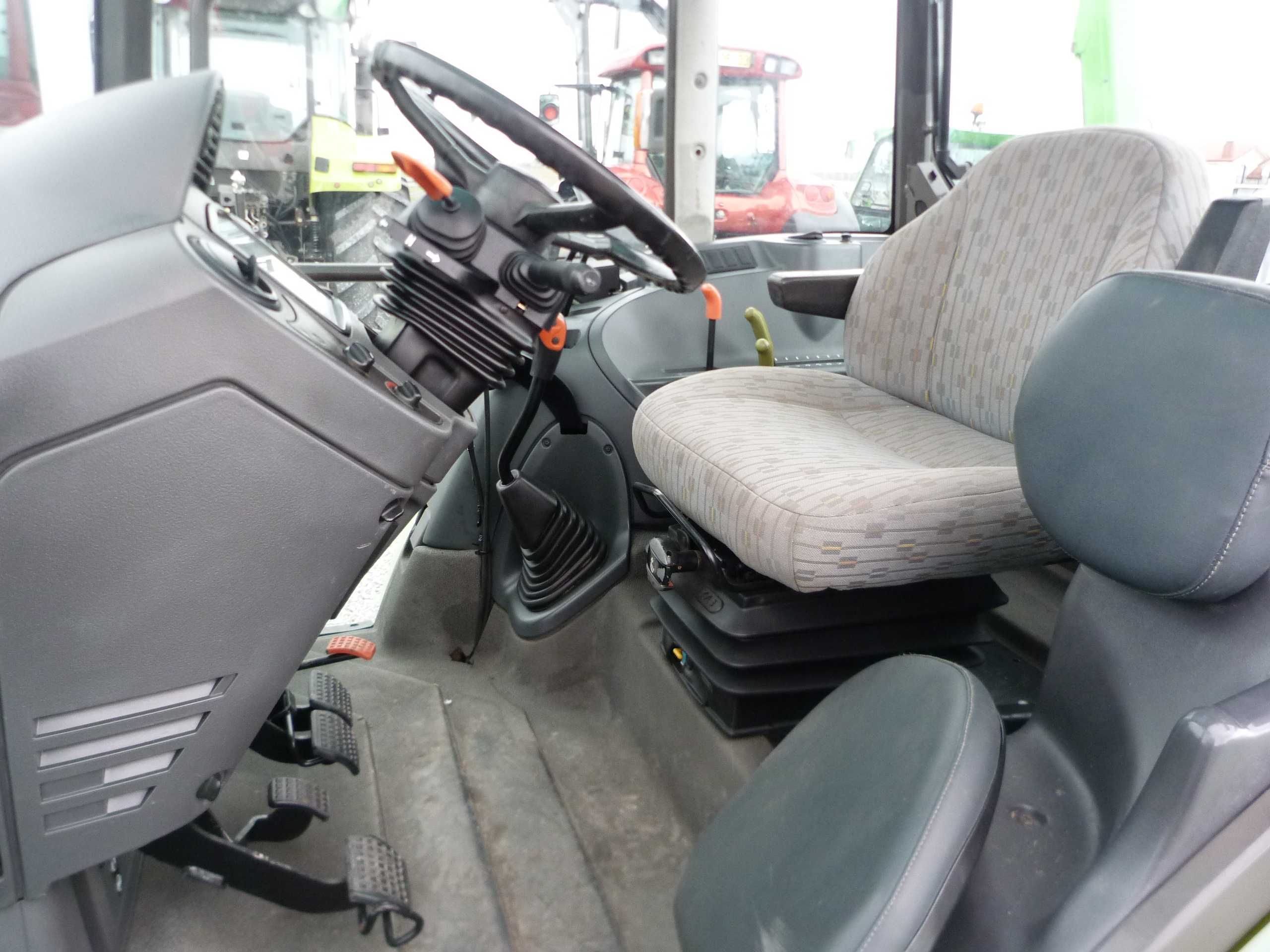 Ciągnik Rolniczy Claas Celtis 436 Rok 2006 Ładowacz czołowy MX