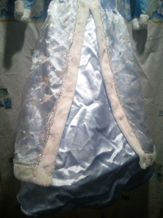 Снегурочка Эльза костюм платье Эльзы снегурочки снежинки фрозен