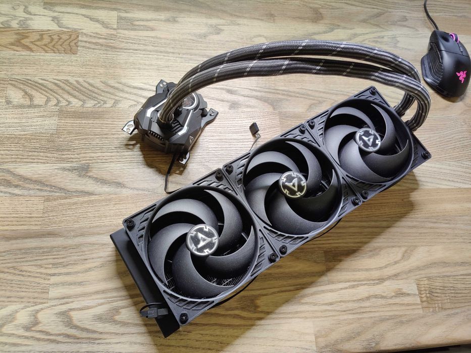 ARCTIC Liquid Freezer II 360