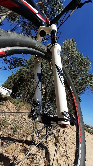 Merida BigNine carbono RockShox SID