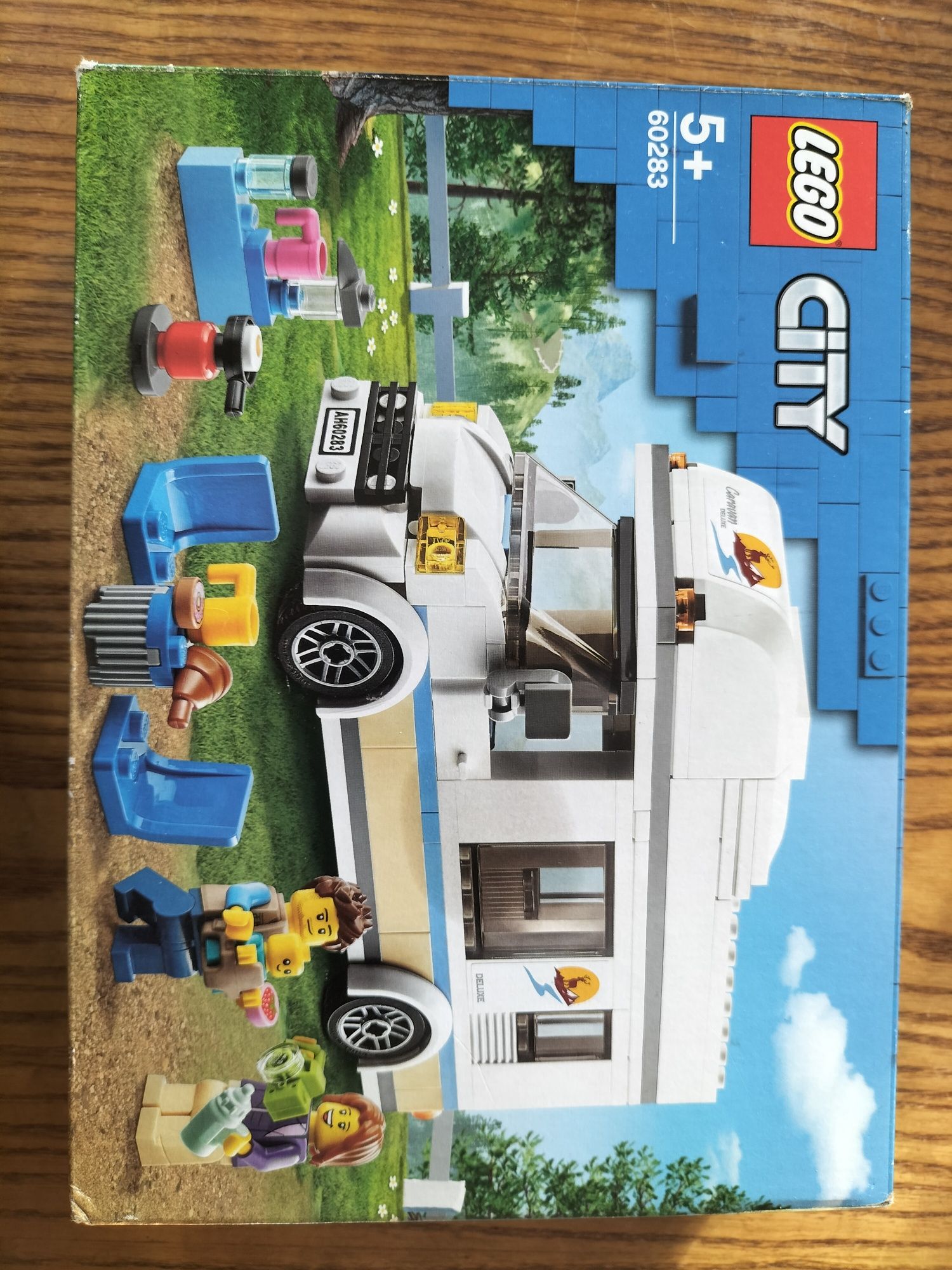 LEGO auto caravana