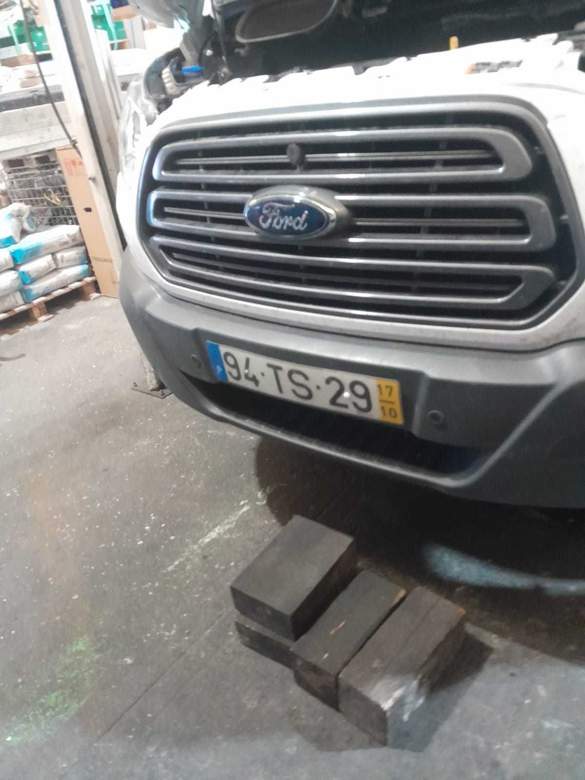 Carrinha comercial Ford Transit 2.0 eco blue.