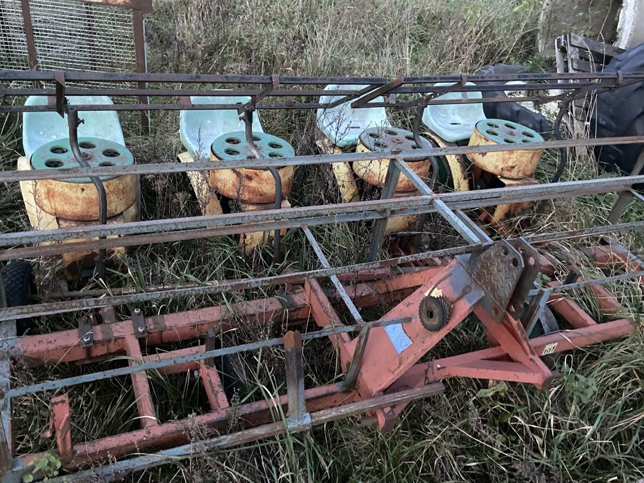 Sadzarka karuzelowa 4-75 łuczak