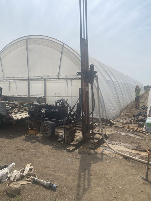 Бурение скважен до 100 і більше метрів