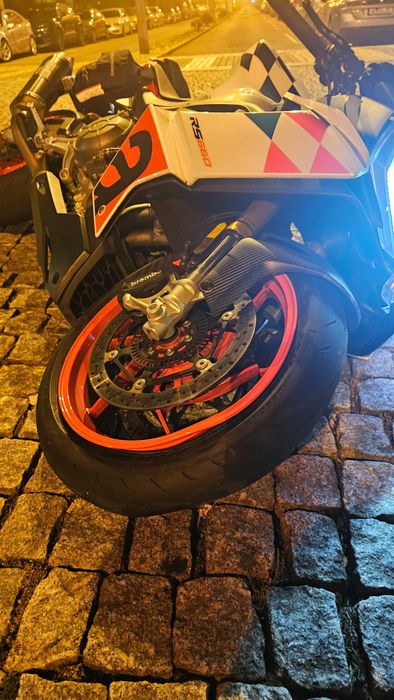 Aprilia RS660 Extrema 2024 acidentada (ler descrição)