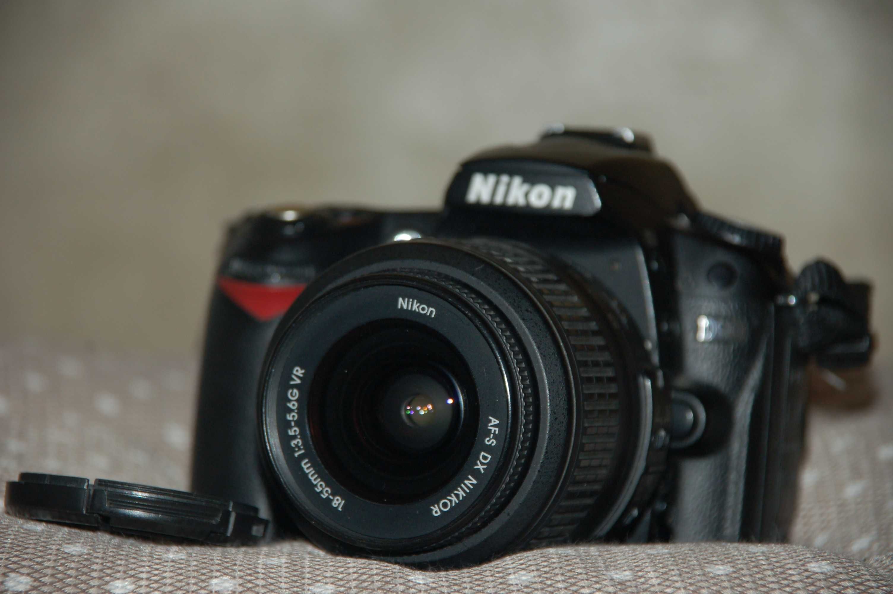 Продам дзеркальний фотоапарат nikon d90 kit 18-55