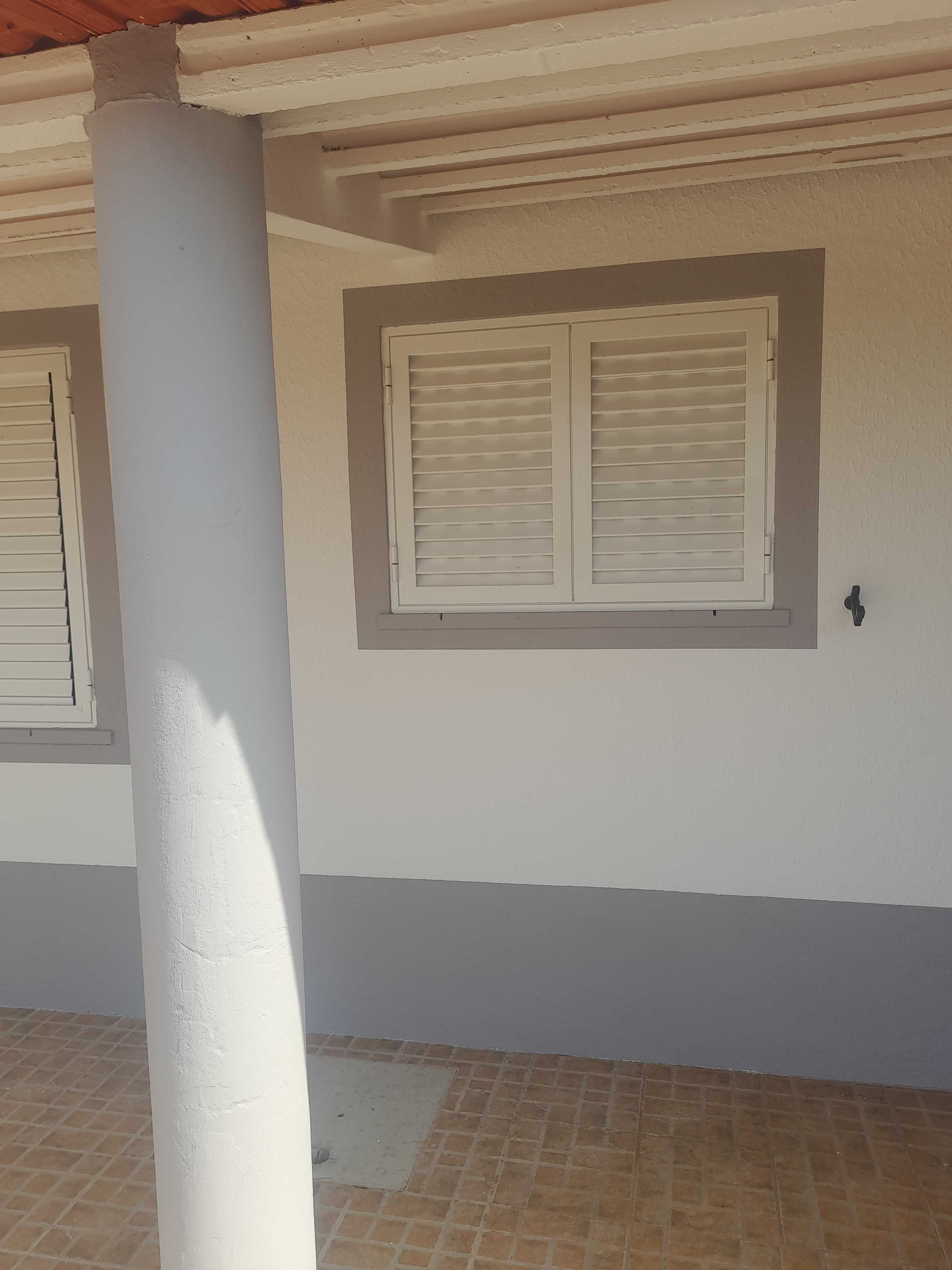 Faço trabalhos pinturas chao flutuante pladur