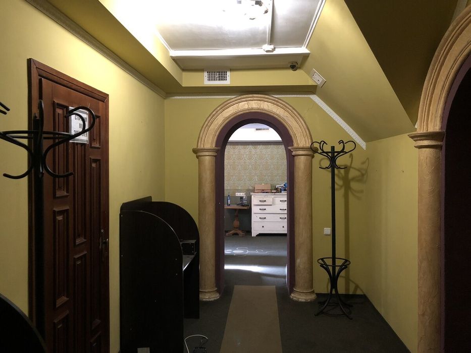 Без комісії покупця!Комерційне приміщення на бул. Д.Галицького