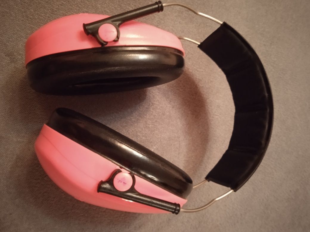 Фірмові Противо шумові ізоляційні навушники