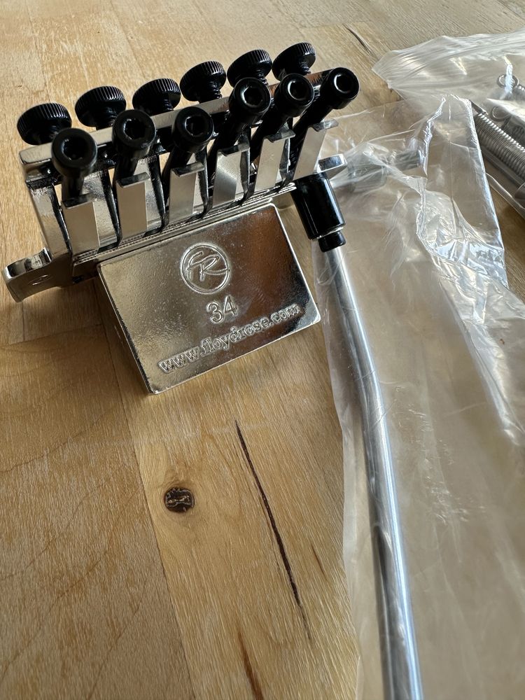 Floyd Rose special e Nut R3
