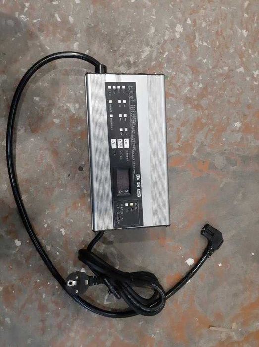 Зарядний пристрій для LiFePo4 48V - 58,4V (16S) 2-20A