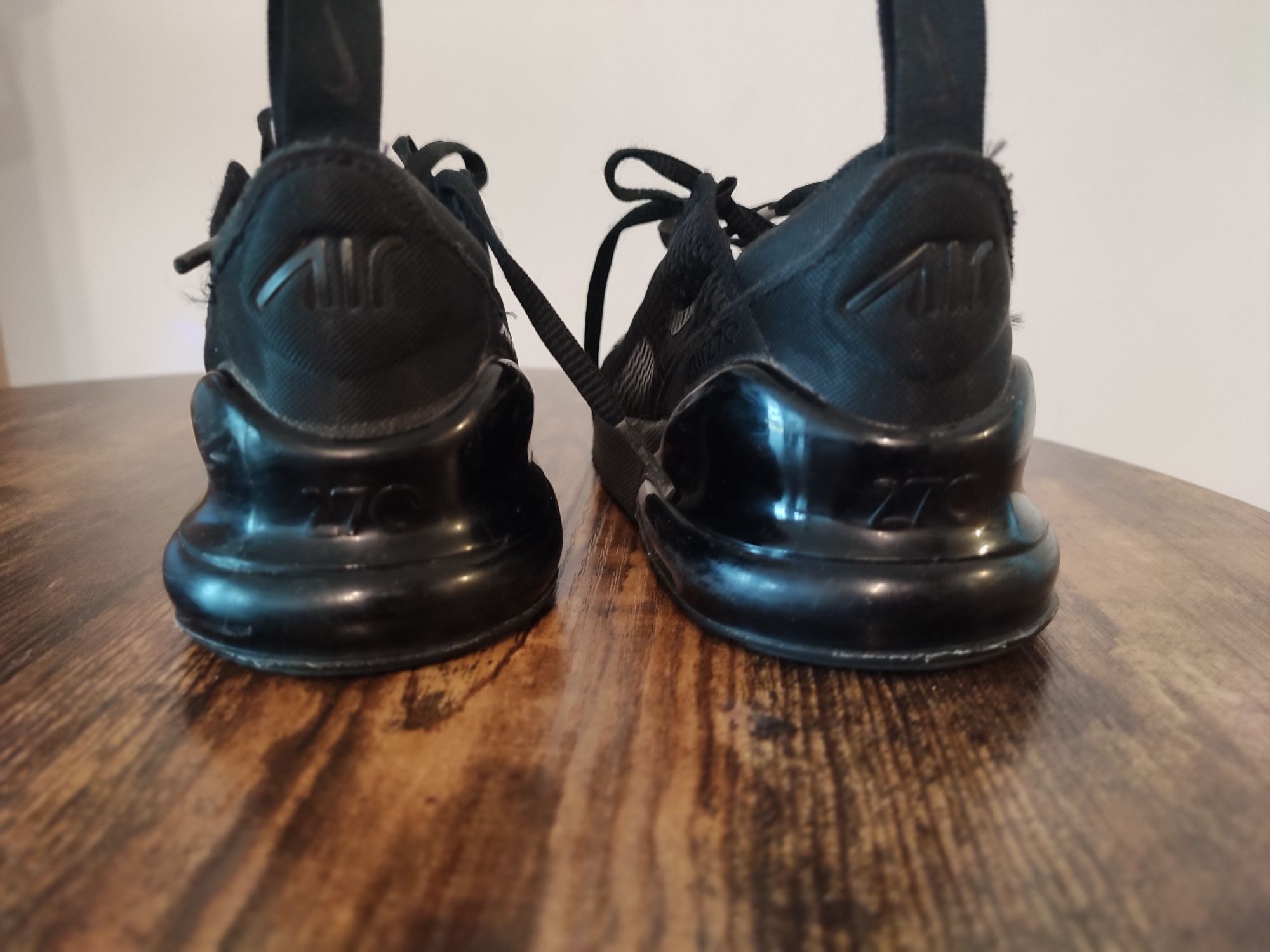 Sprzedam buty dziecięce NIKE