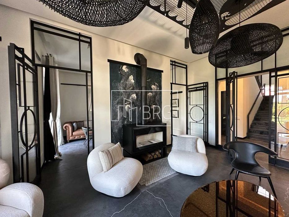 Продажа дома с бассейном и выходом на канал Днепра Дамба Козин без%